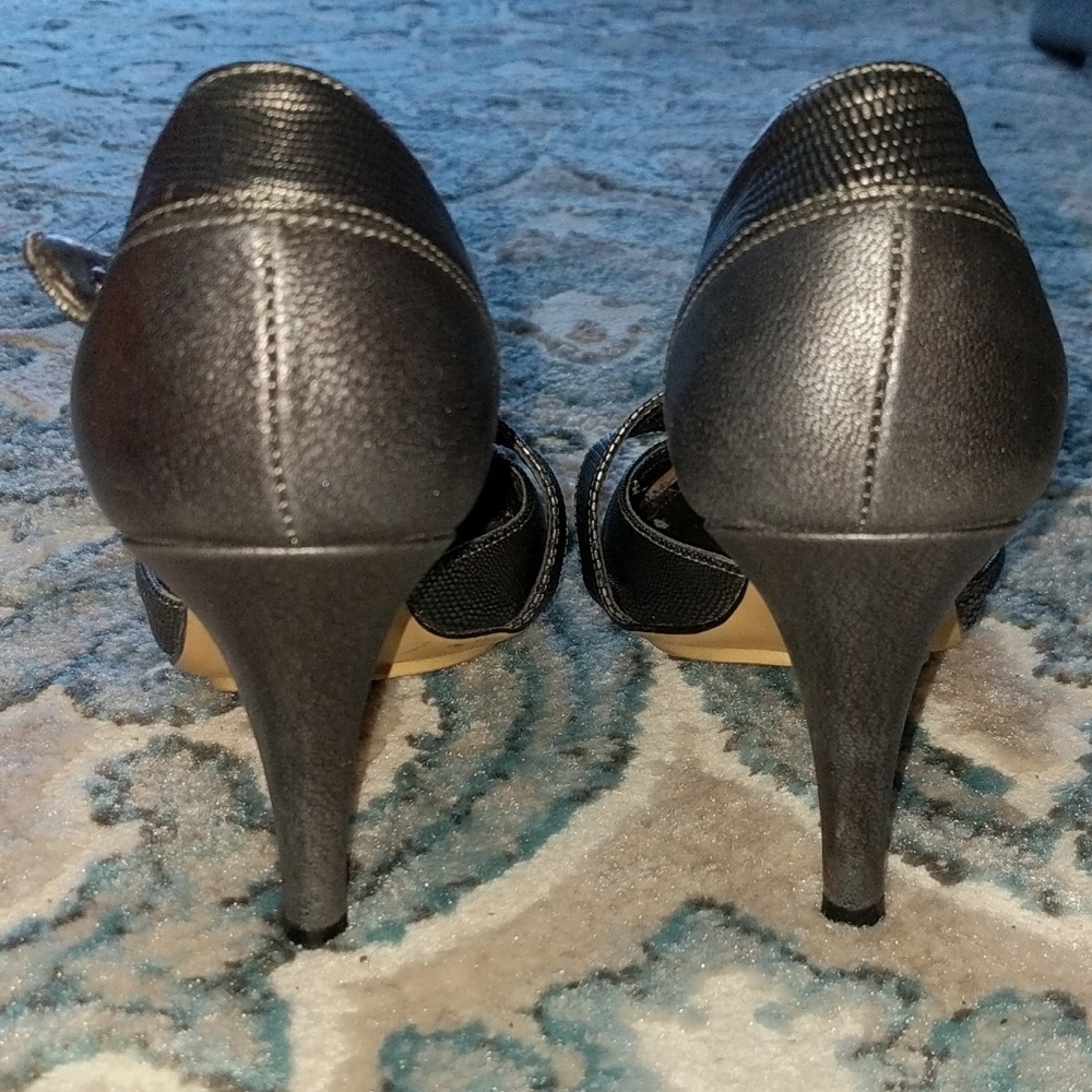 Metallic heels - Picture 2 of 5